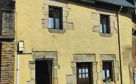 Maison Josselin proche château